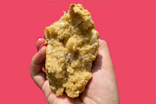 Load image into Gallery viewer, Macadamia White chocolate