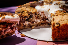 Load image into Gallery viewer, Chunky Bulky Cookie Pie